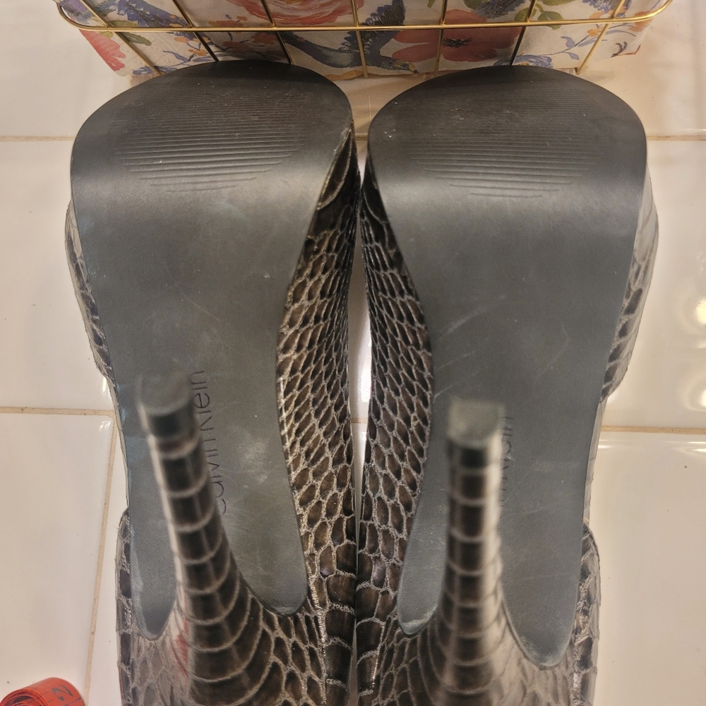 Calvin Klein Leather Platform Heels 7 - Picture 5 of 7